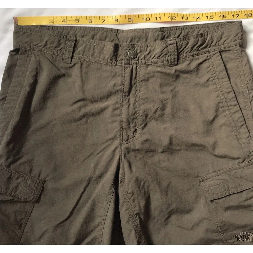 The North Face Cargo Shorts Ripstop Mens 34 Moss Nylon Outdoor Hiking T338 T738